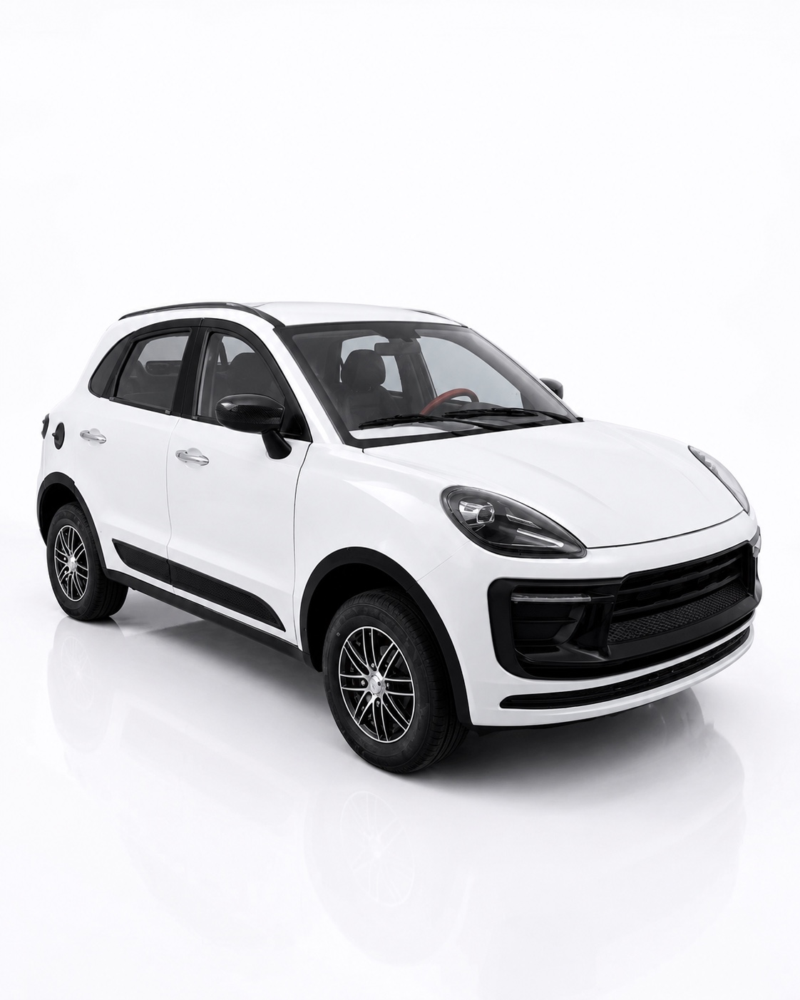 Белый компактный электромобиль в стиле Porsche